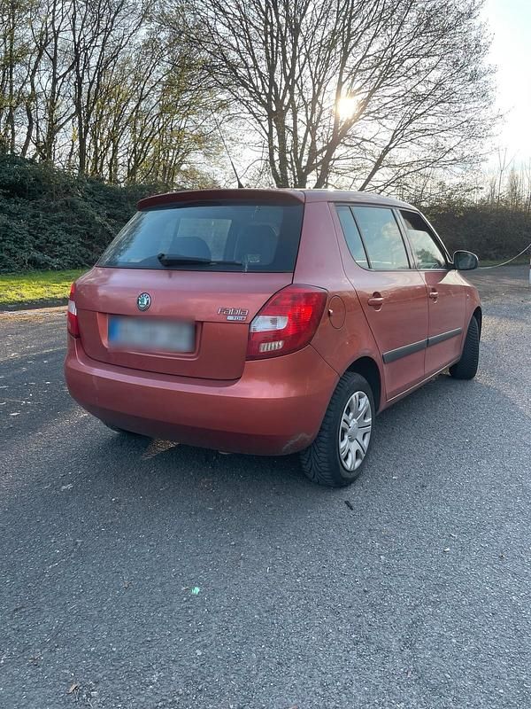 Gebraucht Skoda Fabia 80 PS (58 kW) 2010 Limousine