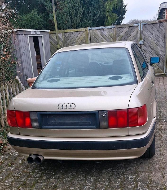 Gebraucht Audi 80 133 PS (97 kW) 1992 Gold Limousine