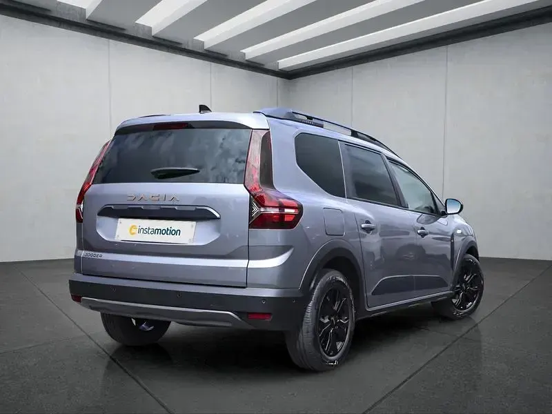 Gebraucht Dacia Jogger Extreme 101 PS (74 kW) 2024 Grau Van / Kleinbus