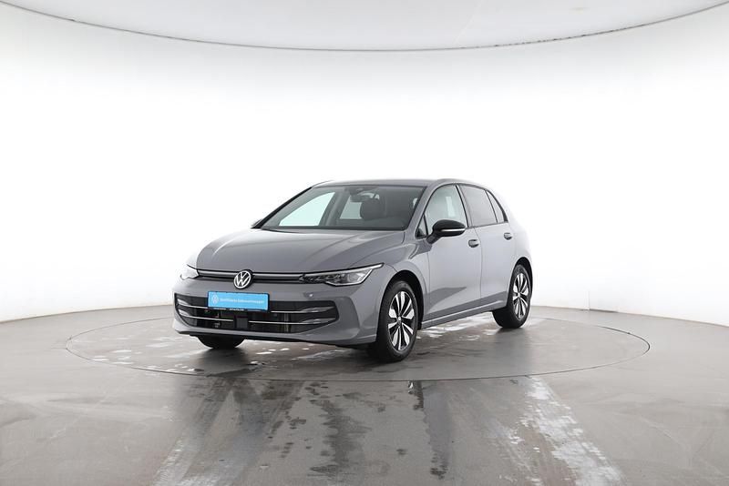 Gebraucht VW Golf VIII Goal 116 PS (85 kW) 2025 Mondsteingrau