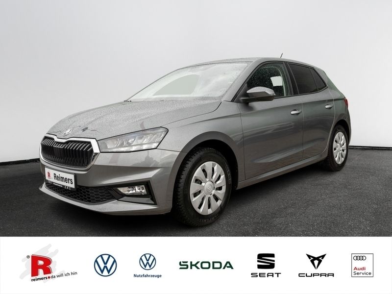 Grau Gebraucht 2024 Skoda Fabia Selection Limousine | 18.990 € (Fairer Preis) - Bild 1/4