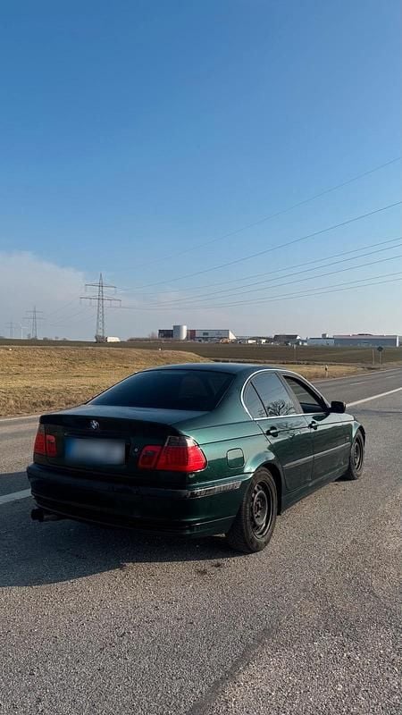 Gebraucht BMW 320 150 PS (110 kW) 1998 Grün Limousine