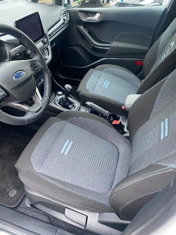 Gebraucht Ford Fiesta Active 101 PS (74 kW) 2023 Weiss Kleinwagen