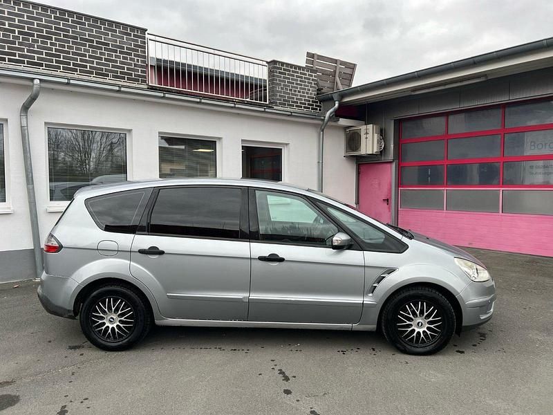 Silber Gebraucht 2006 Ford S-MAX S Van / Kleinbus | 1.850 € (Guter Preis) - Bild 1/4