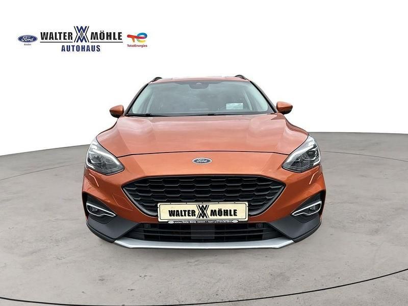 Gebraucht Ford Focus Active 150 PS (110 kW) 2019 Orange Kombi