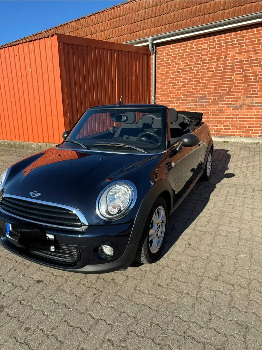 Käytetty Mini One Cabriolet Chili 98 HP (72 kW) 2013 Sininen Avoauto