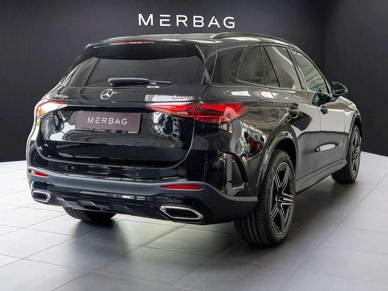 Gebraucht Mercedes GLC300e AMG line 333 PS (244 kW) 2025 Metalliclack obsidianschwarz SUV