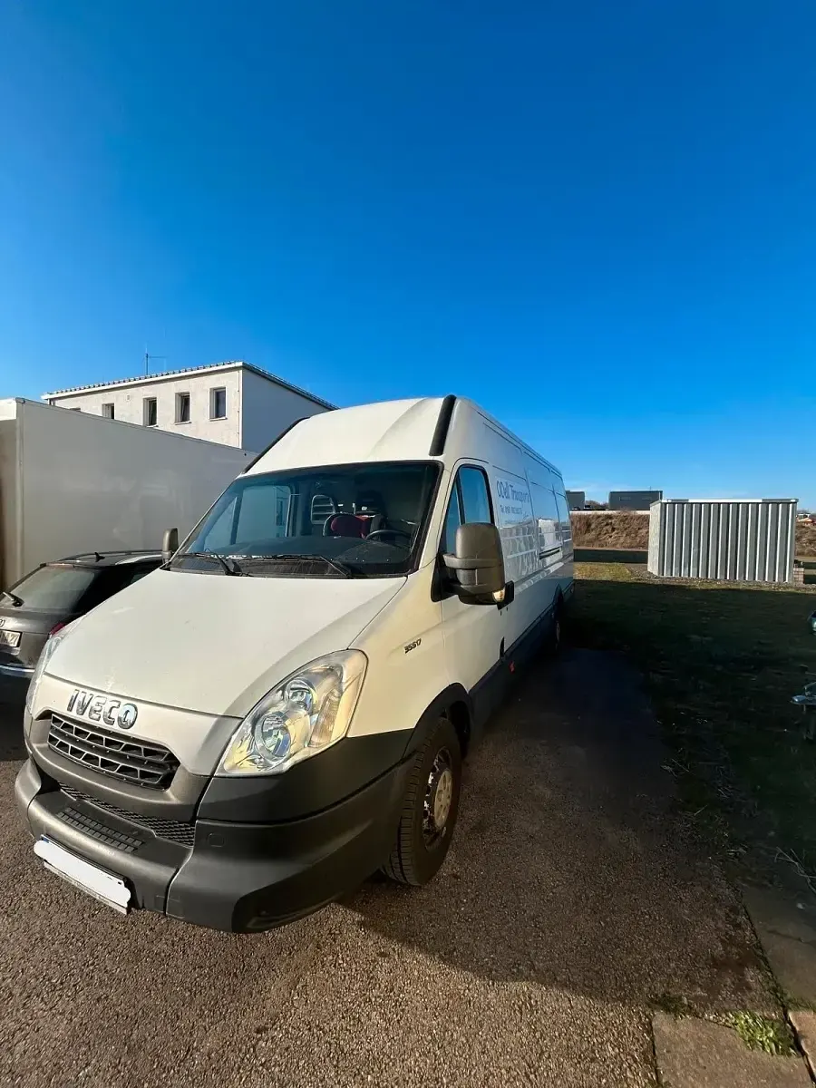 Usata Iveco Daily 170 CV (125 kW) 2014 Bianco Berlina