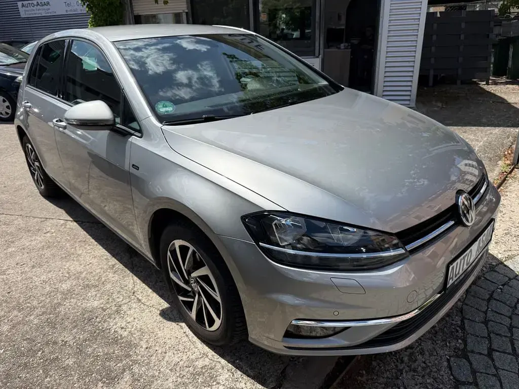 Gebraucht VW Golf VII Join 116 PS (85 kW) 2018 Silber Limousine