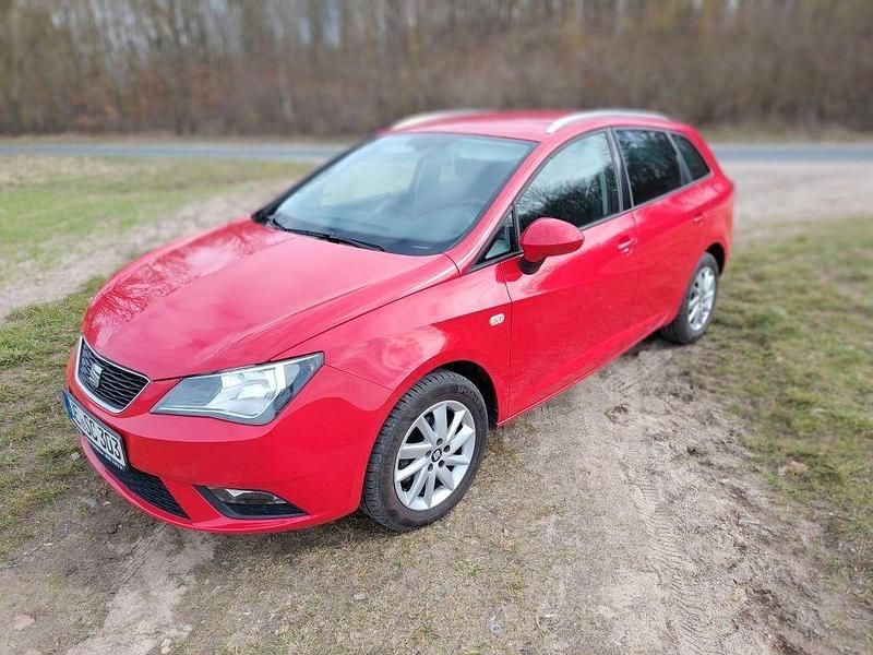 Gebraucht Seat Ibiza Sun 90 PS (66 kW) 2015 Rot Limousine