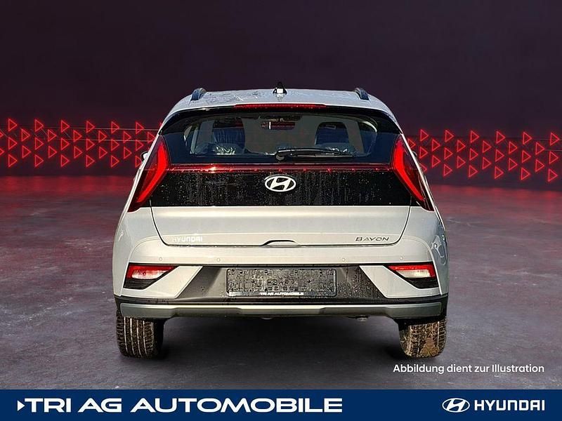 Gebraucht Hyundai Bayon Trend 101 PS (74 kW) 2025 Lumen grey / mic SUV