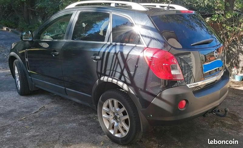 Gebraucht Opel Antara 163 PS (119 kW) 2016 Schwarz SUV