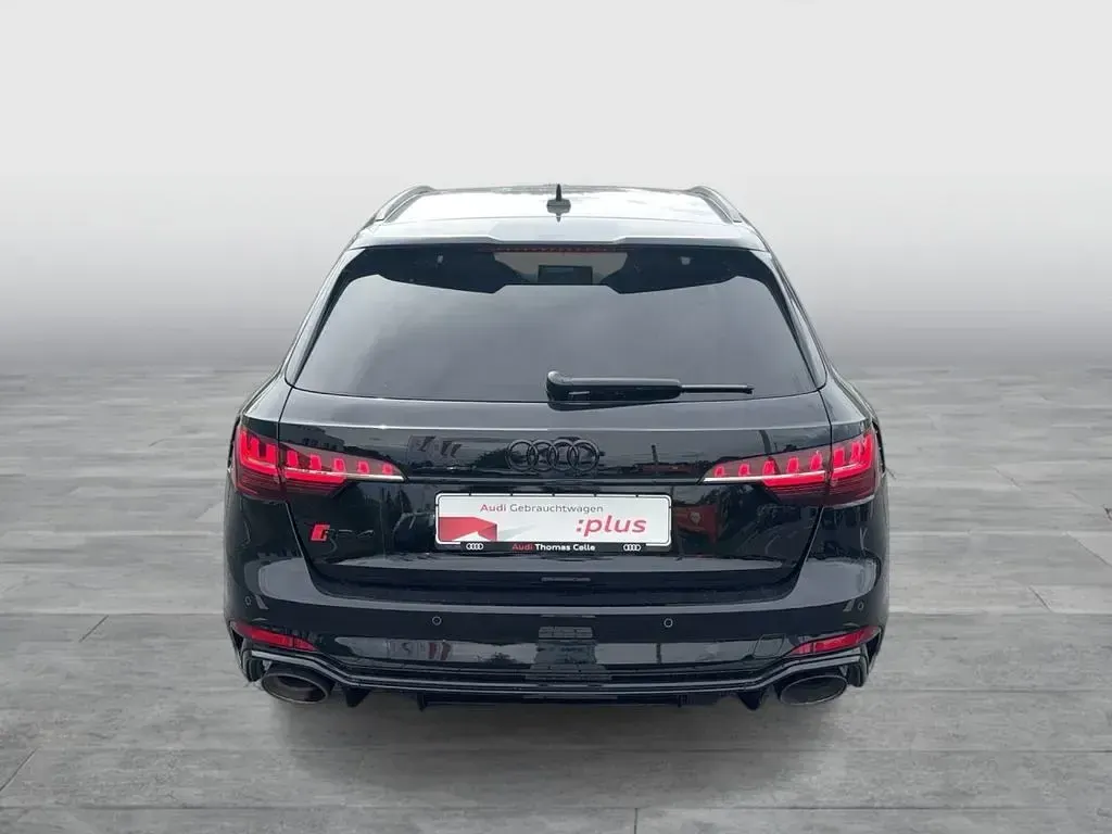 Gebraucht Audi RS4 Sport 450 PS (330 kW) 2022 Mythosschwarz Kombi