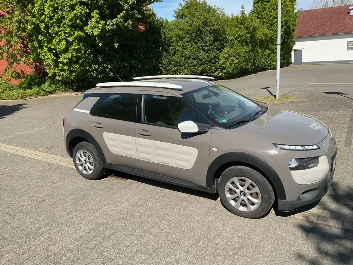 Gebraucht Citroën C4 Cactus 82 PS (60 kW) 2015 Beige Kleinwagen