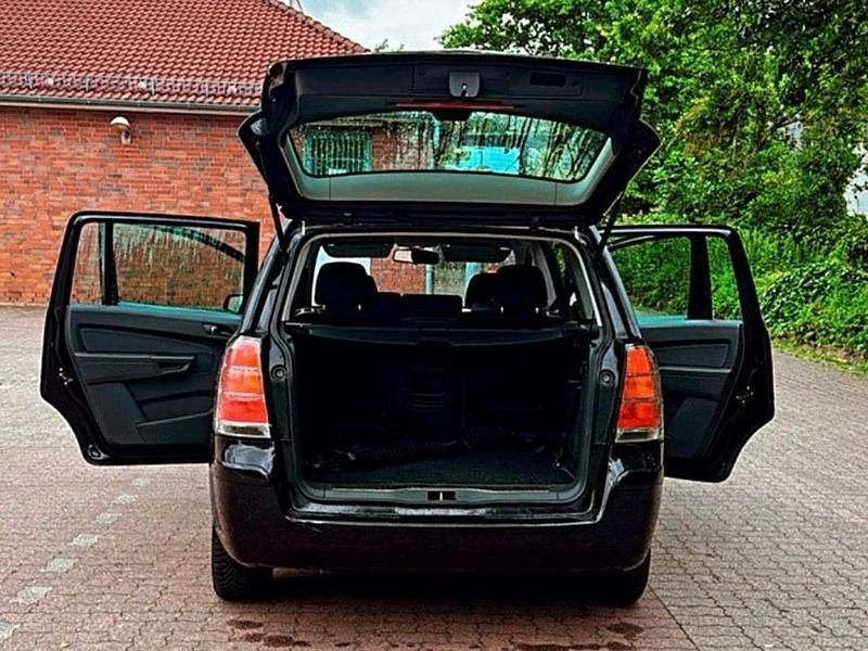 Gebraucht Opel Zafira Edition 140 PS (102 kW) 2007 Schwarz Van / Kleinbus