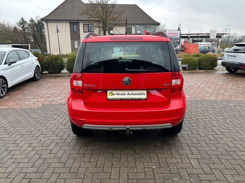 Gebraucht Skoda Yeti Joy 110 PS (80 kW) 2016 Rot SUV