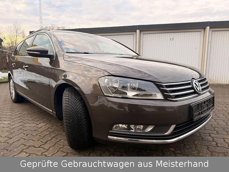 Gebraucht VW Passat 140 PS (102 kW) 2013 Schwarz Kombi