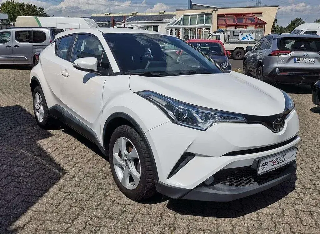 Gebraucht Toyota C-HR 116 PS (85 kW) 2018 Super white 2 SUV