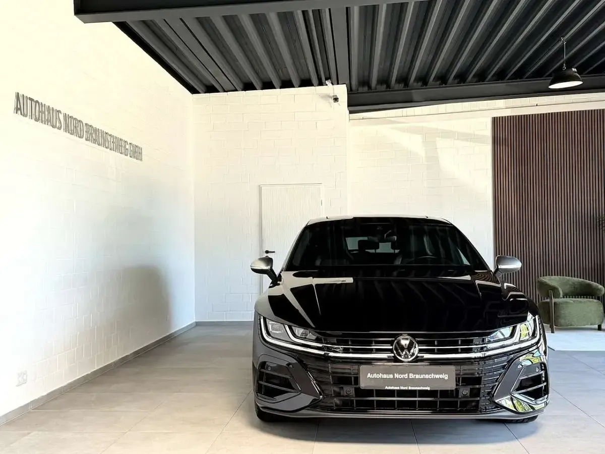 Gebraucht VW Arteon R 320 PS (235 kW) 2022 Deep black perleffekt Kombi