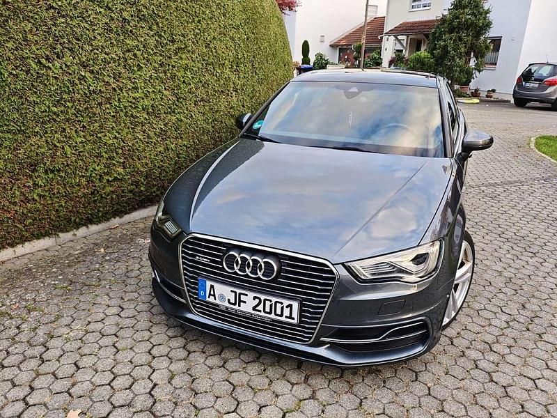 Gebraucht Audi A3 e-tron Ambition 204 PS (150 kW) 2014 Grau Kleinwagen