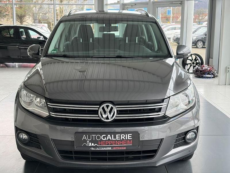 Gebraucht VW Tiguan Trendline 122 PS (89 kW) 2014 Grau SUV