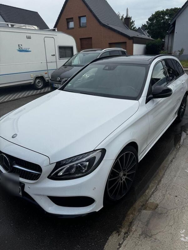 Weiß Gebraucht 2016 Mercedes C250 AMG line Kombi | 18.500 € (Guter Preis) - Bild 1/4