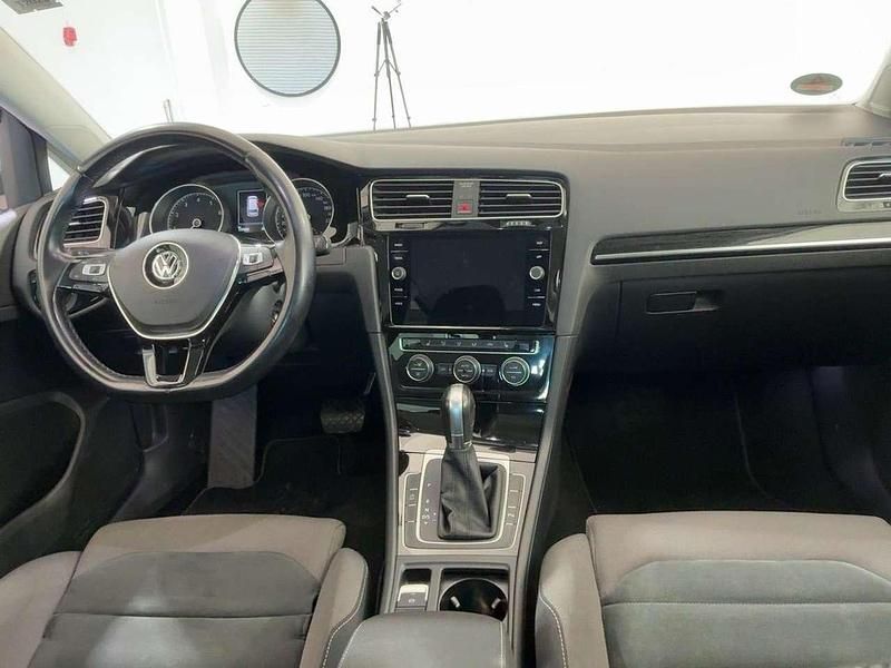 Grau Gebraucht 2018 VW Golf VII Highline Kombi | 12.467 € (Superpreis) - Bild 1/4