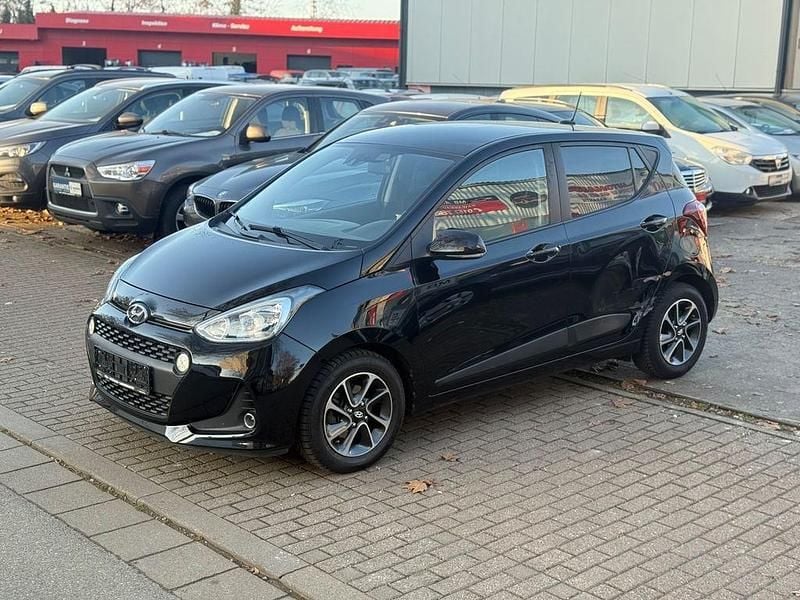 Schwarz Gebraucht 2017 Hyundai i10 Style Kleinwagen | 6.400 € (Superpreis) - Bild 1/4