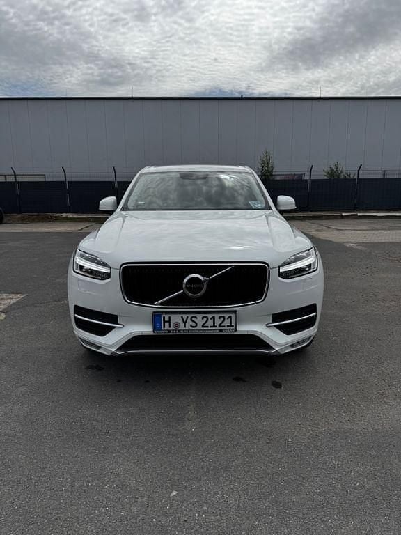 Weiß Gebraucht 2016 Volvo XC90 Inscription SUV | 21.500 € (Guter Preis) - Bild 1/4