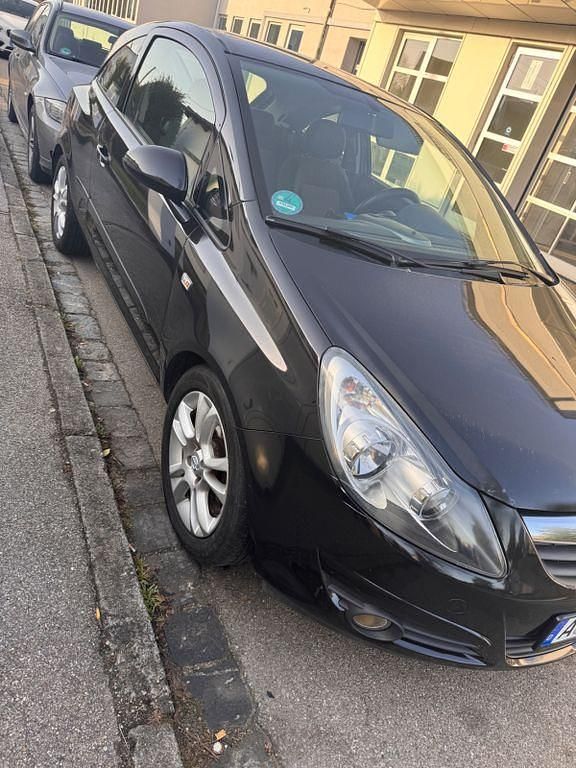 Używany Opel Corsa S 80 KM (58 kW) 2007 Czarny Hatchback