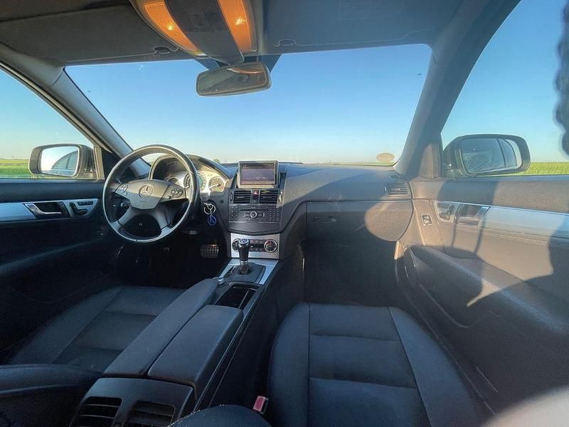 Gebraucht Mercedes C320 Avantgarde 224 PS (164 kW) 2007 Grau Limousine