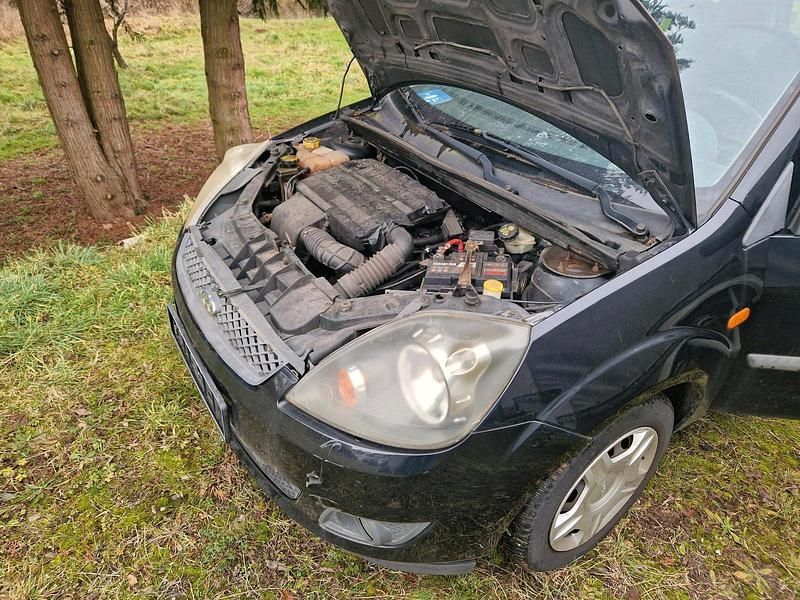 Gebraucht Ford Fiesta 70 PS (51 kW) 2006 Schwarz Kleinwagen
