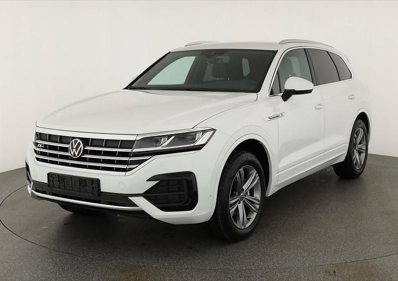 Pure white Gebraucht 2021 VW Touareg R-line SUV | 42.495 € (Fairer Preis) - Bild 1/4