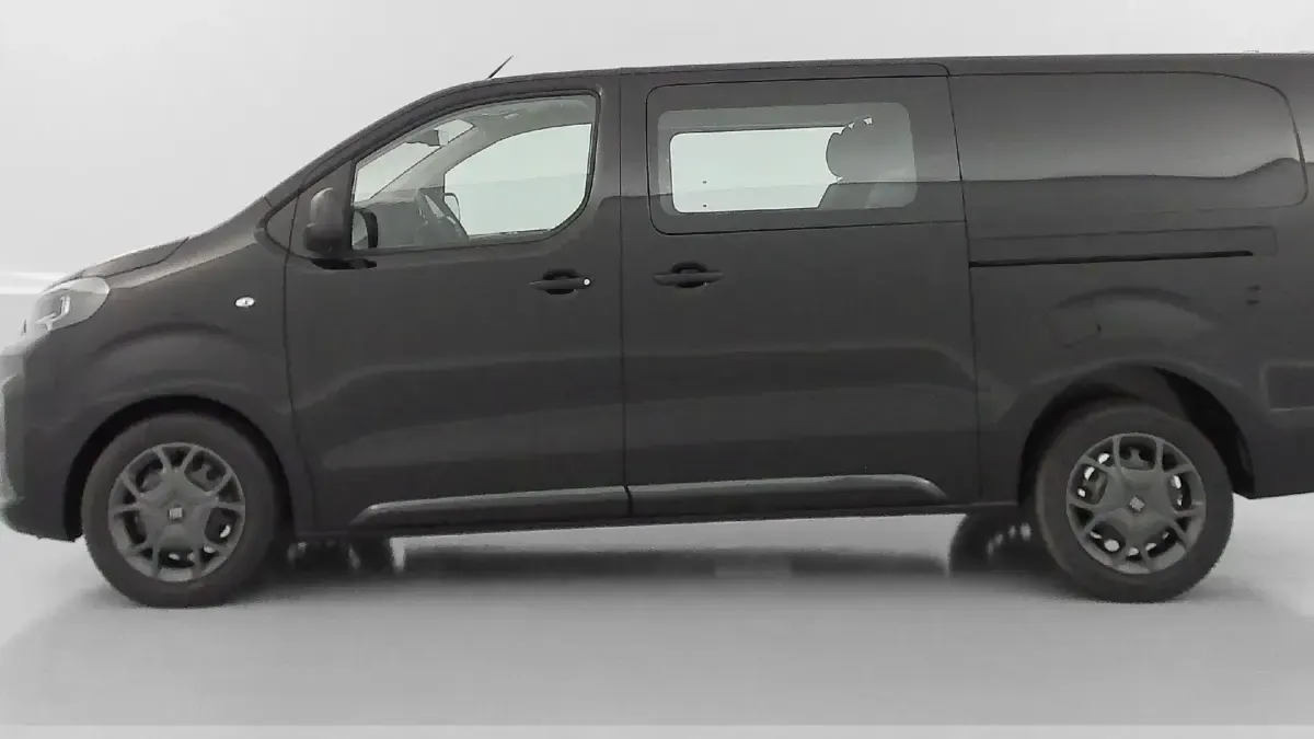 Neu Fiat Scudo Connect 177 PS (130 kW) 2025 (noir perla nera) Van