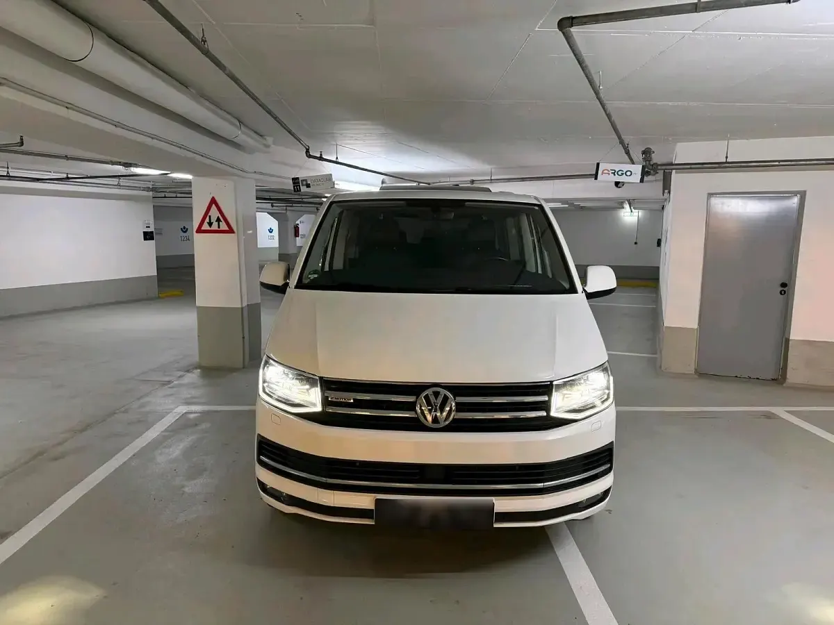 Używany VW T6 Generation Six 199 KM (146 kW) 2019 Biały Van