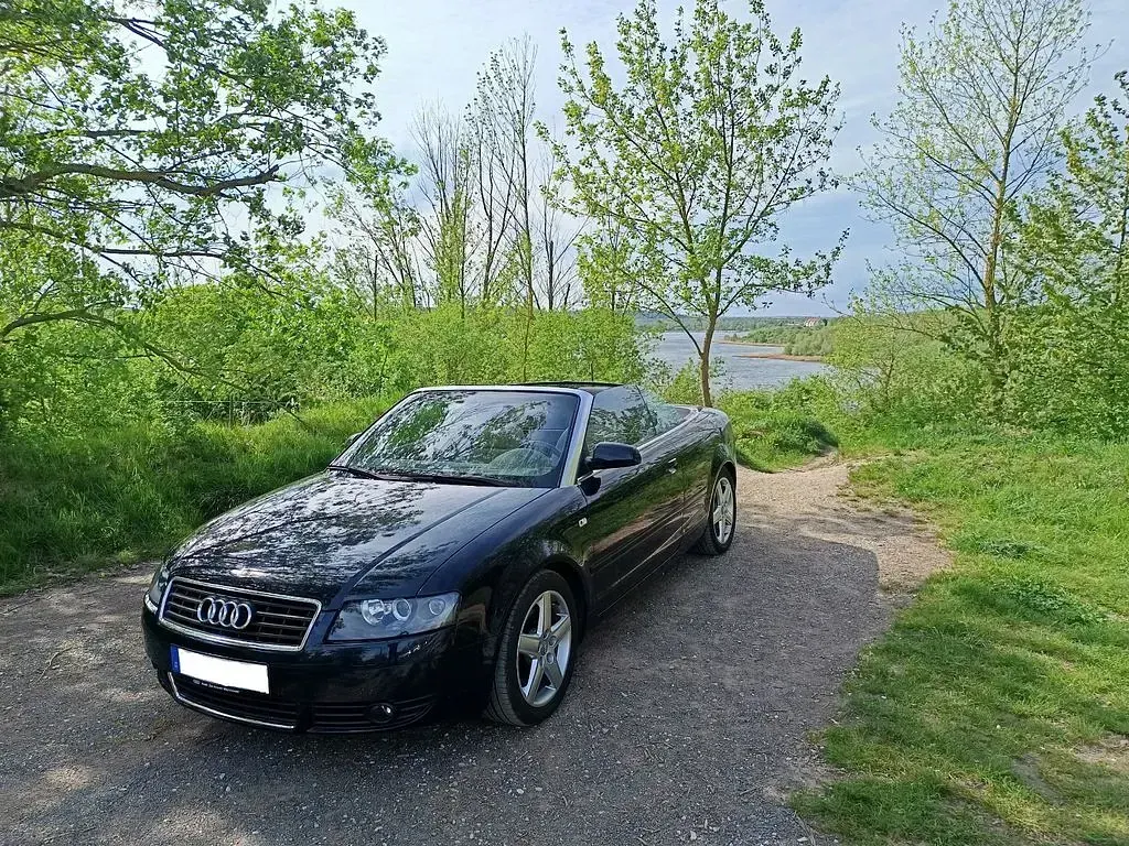 Gebraucht Audi Cabriolet 170 PS (125 kW) 2002 Blau Cabrio