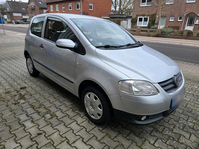 Gebraucht VW Golf V 54 PS (39 kW) 2007 Silber Kleinwagen