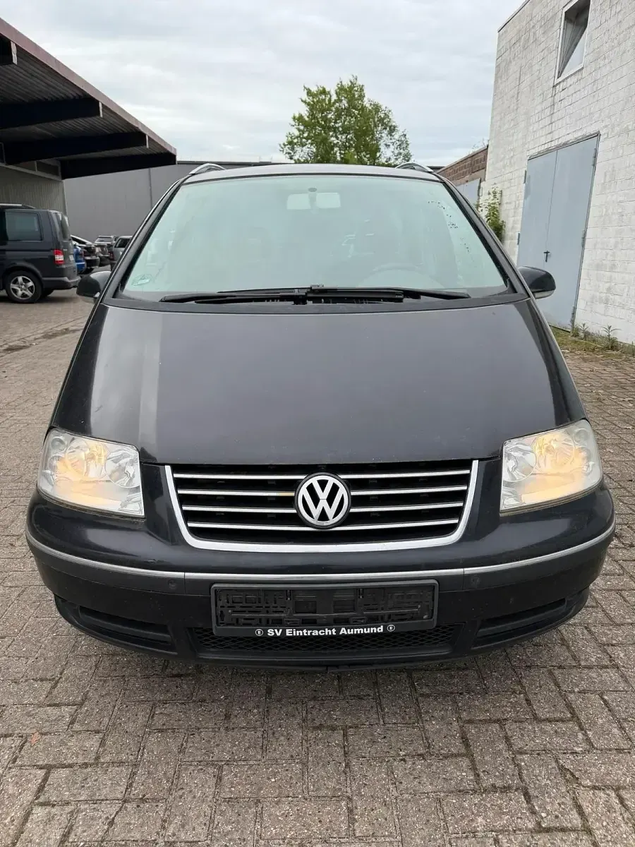 Gebraucht VW Sharan 131 PS (96 kW) 2005 Schwarz Van / Kleinbus
