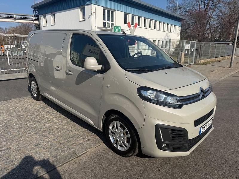 Gebraucht Citroën Jumpy Business Class 177 PS (130 kW) 2018 Grau Van / Kleinbus