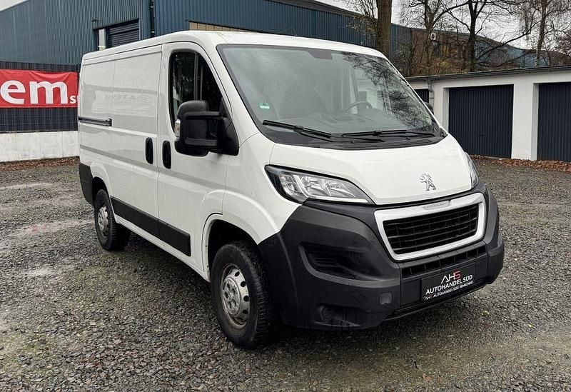 Gebraucht Peugeot Boxer Premium 120 PS (88 kW) 2021 Weiß Van