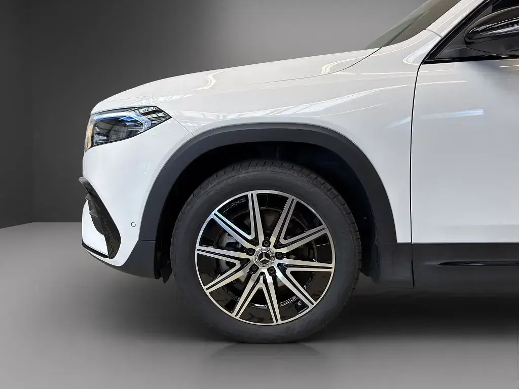 Gebraucht Mercedes EQB350 AMG 214 kW (292 PS) 2025 Polarweiß uni SUV