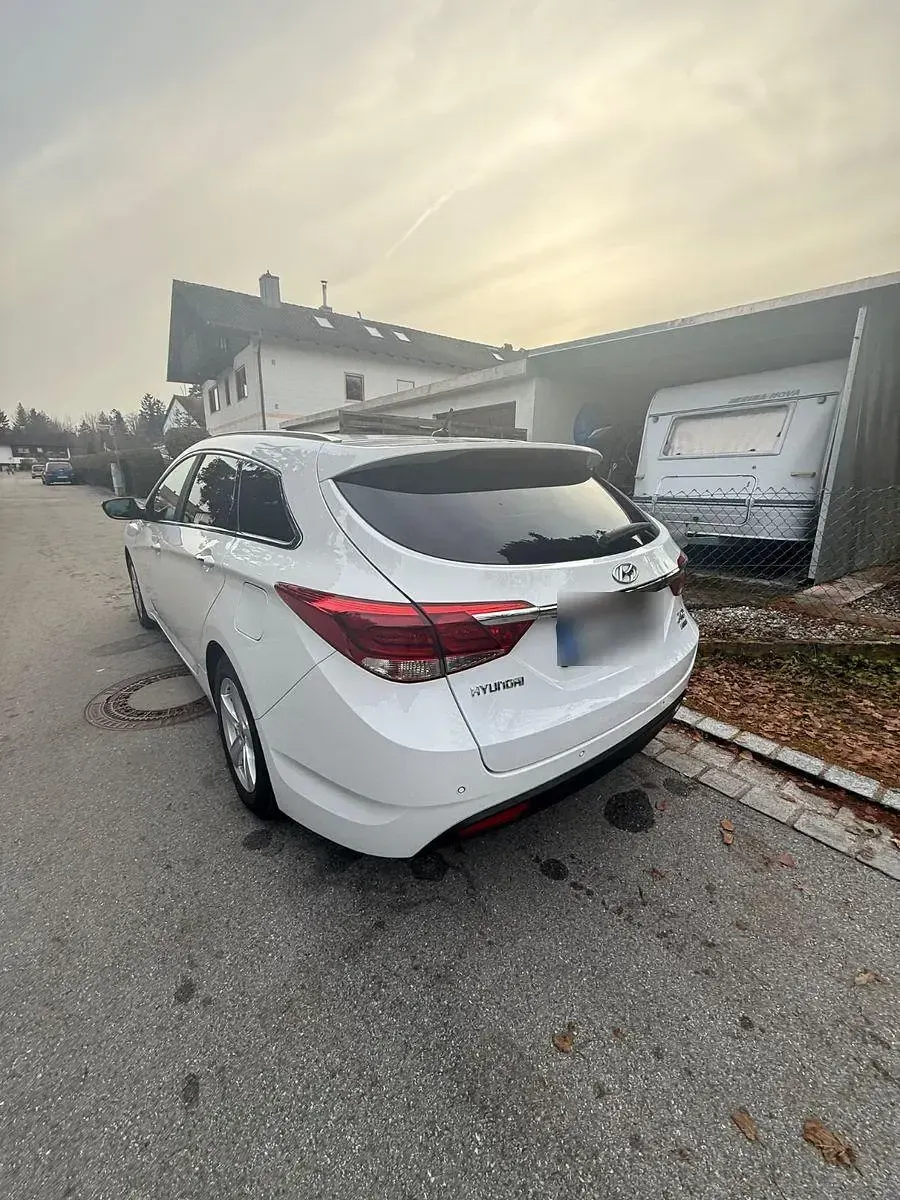 Gebraucht Hyundai i40 Style 141 PS (103 kW) 2015 Limousine