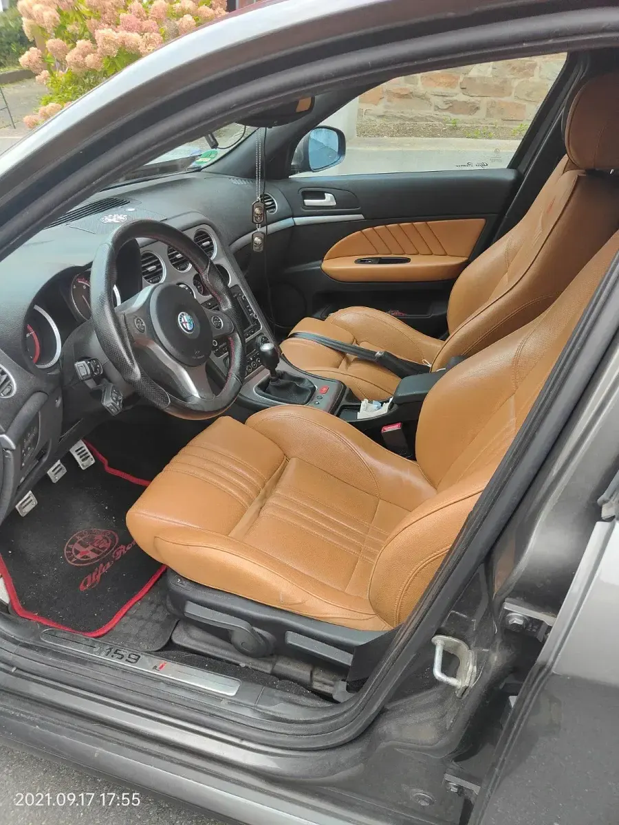 Gebraucht Alfa Romeo 159 Ti 209 PS (153 kW) 2011 Braun Limousine