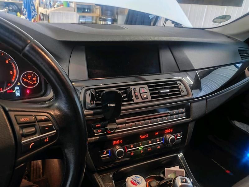 Gebraucht BMW 530 245 PS (180 kW) 2012 Weiß Kombi