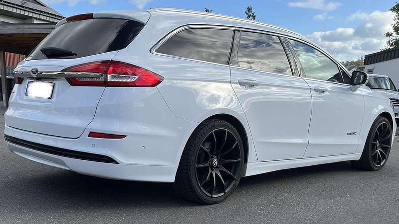 Gebraucht Ford Mondeo 188 PS (138 kW) 2019 Weiß Kombi