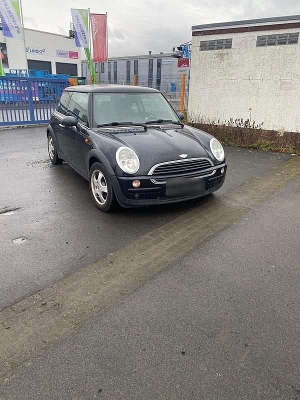 Second-hand Mini Cooper 90 CP (66 kW) 2001 Negru Hatchback