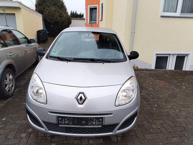 Gebraucht Renault Twingo Authentique 58 PS (42 kW) 2009 Silber Kleinwagen
