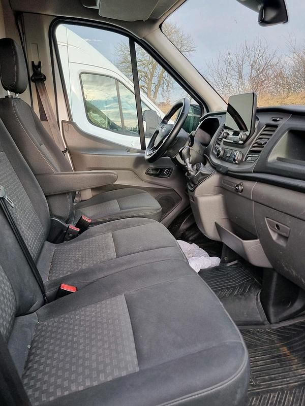 Gebraucht Ford Transit 130 PS (95 kW) 2021 Weiß Limousine