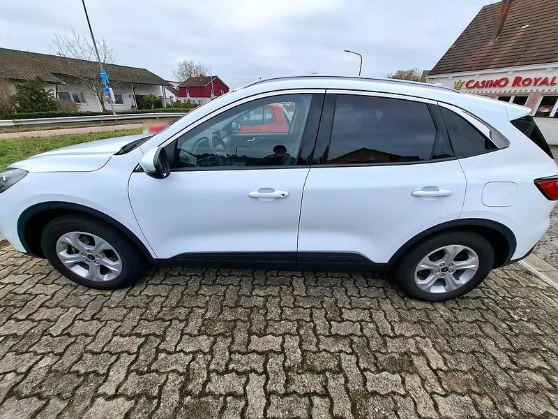 Gebraucht Ford Kuga Titanium X 120 PS (88 kW) 2021 Weiß SUV