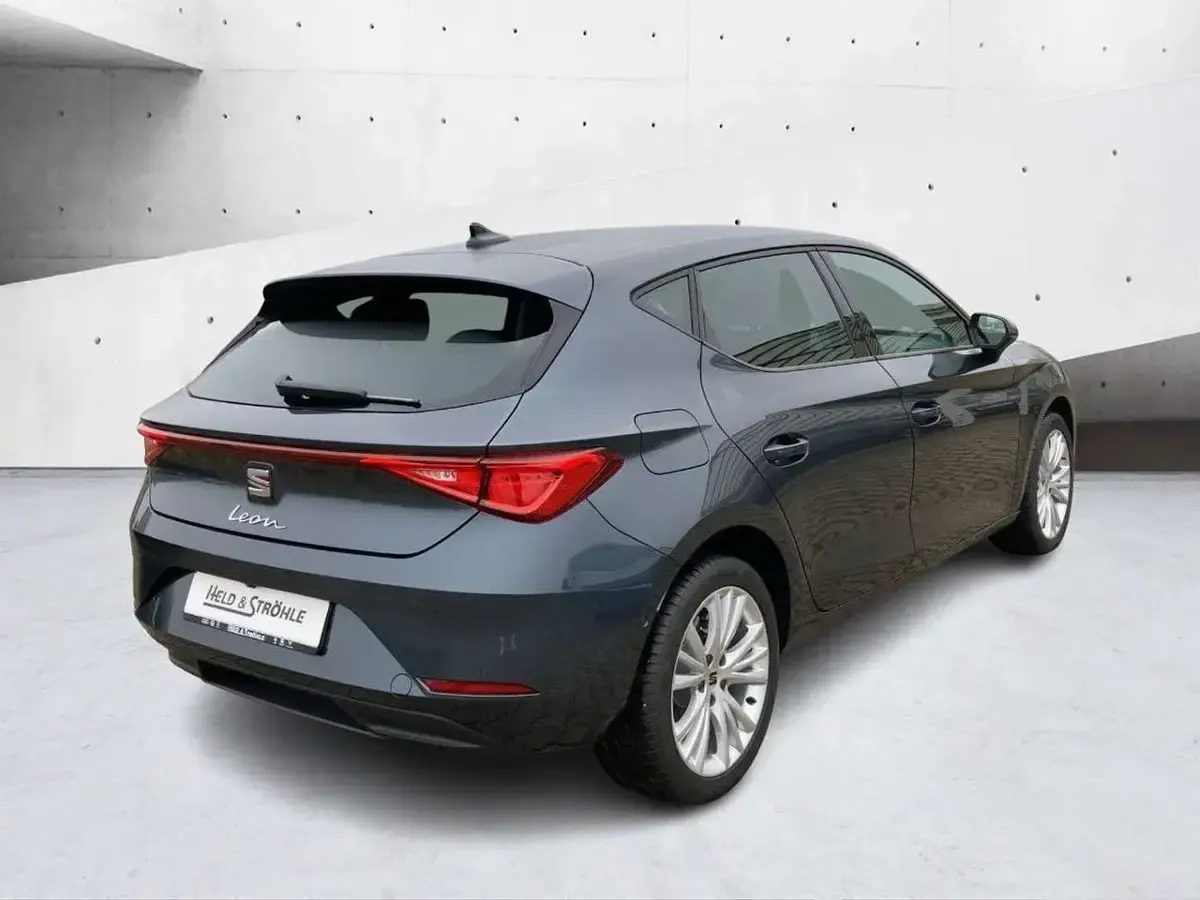 Gebraucht Seat Leon Style 150 PS (110 kW) 2025 Magnetic tech Limousine